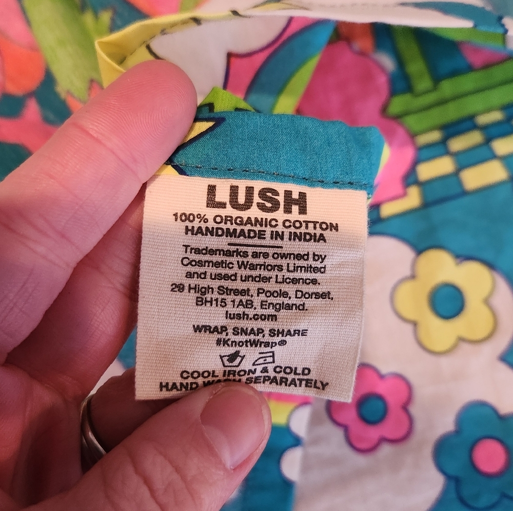 Lush Accessories Radiate Goodness Psychedelic Print Scarf - Picture 5 of 5